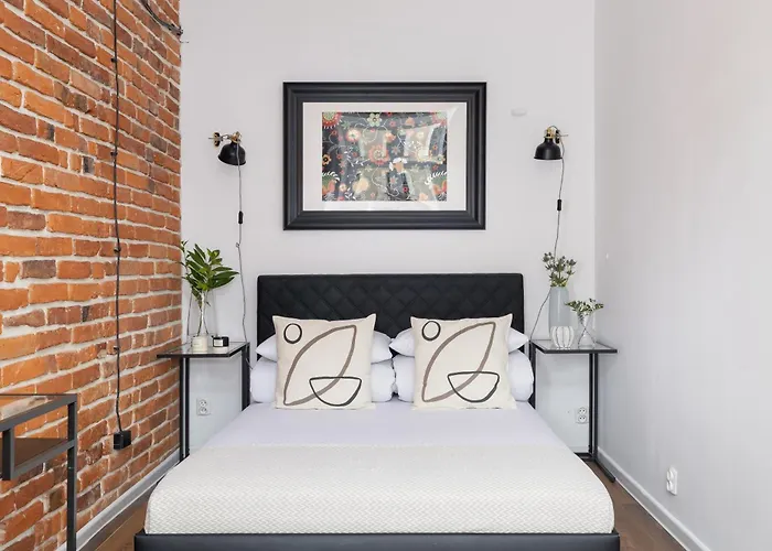 2-Bedroom Apartment - Długa 65 Street